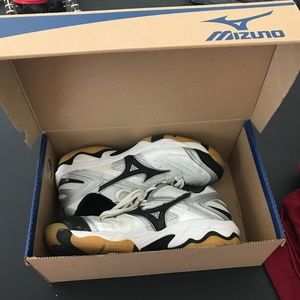 Mizuno | Wave Rally Volleyball Sneakers BlackWhite